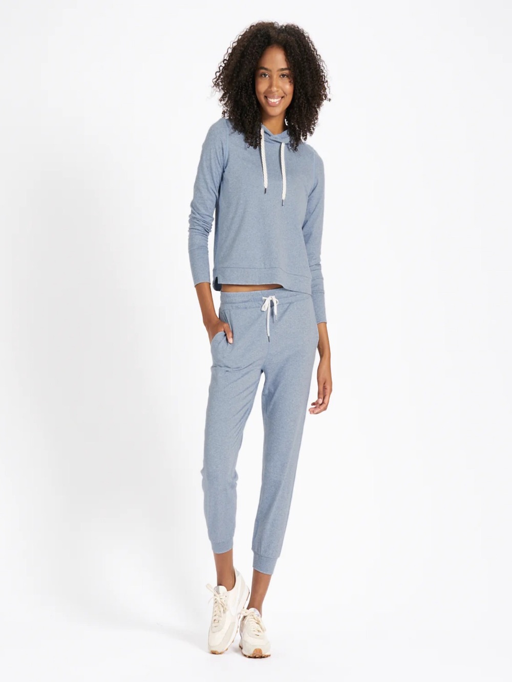 Vuori Matching Set - Halo Essential Hoodie and Performance Jogger (size small)